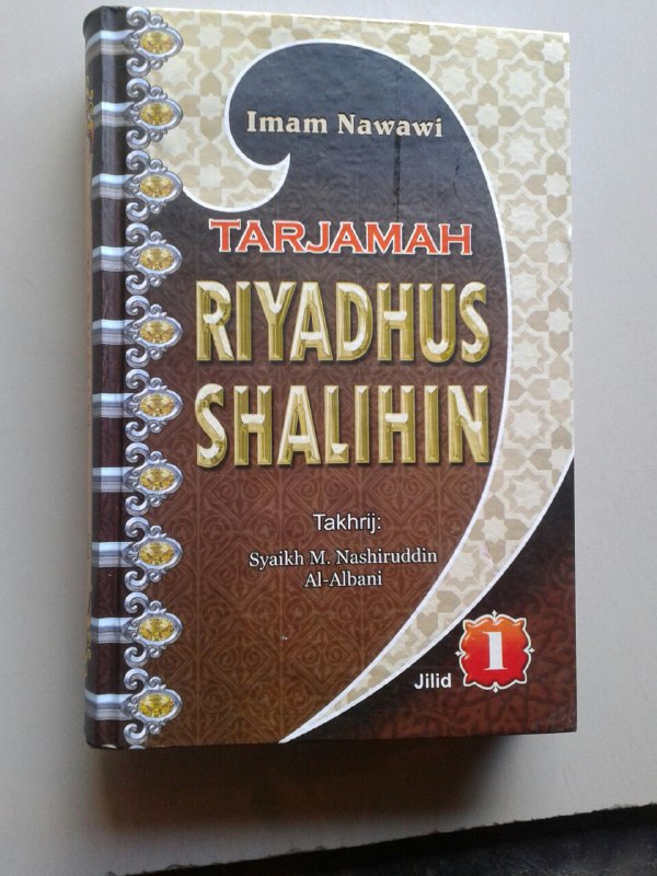 Buku Tarjamah Riyadhus Shalihin Set 2 Jilid cover 2