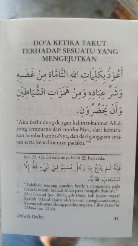 Buku Saku Tuntunan Do'a Harian Berdasarkan Al Quran Dan As Sunnah Yang Shahih isi
