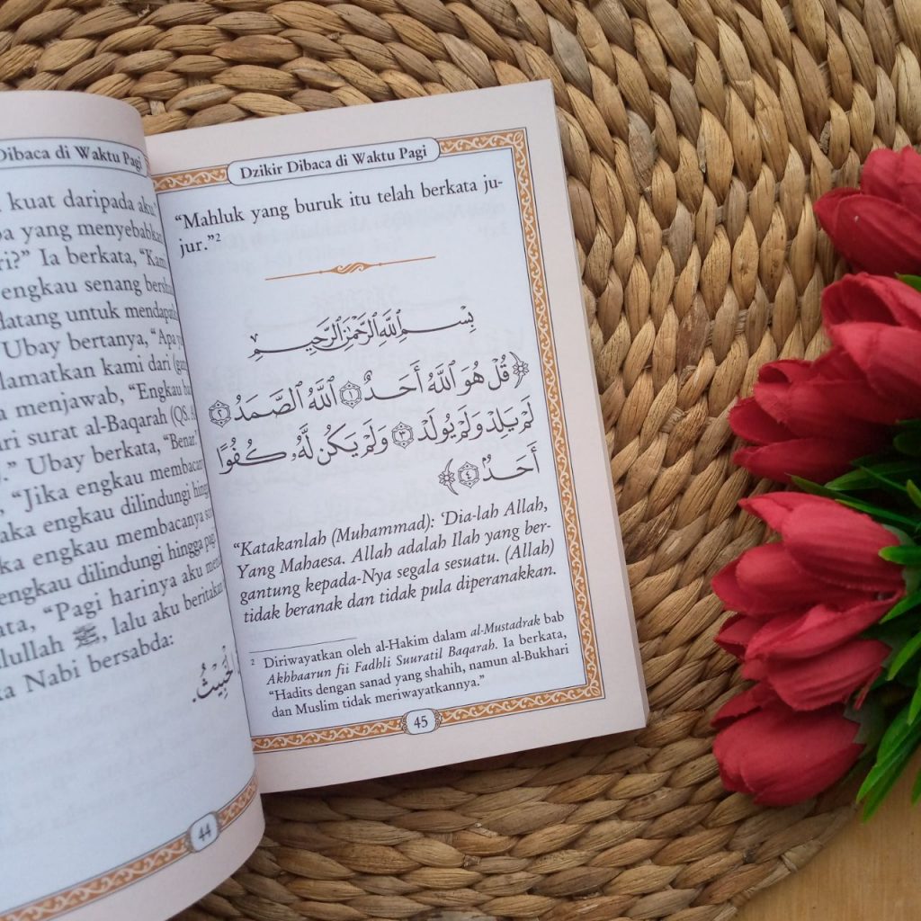 Buku Faedah Dan Penjelasan Dzikir Pagi Petang Plus Dzikir Sesudah Shalat Fardhu Edisi Lux