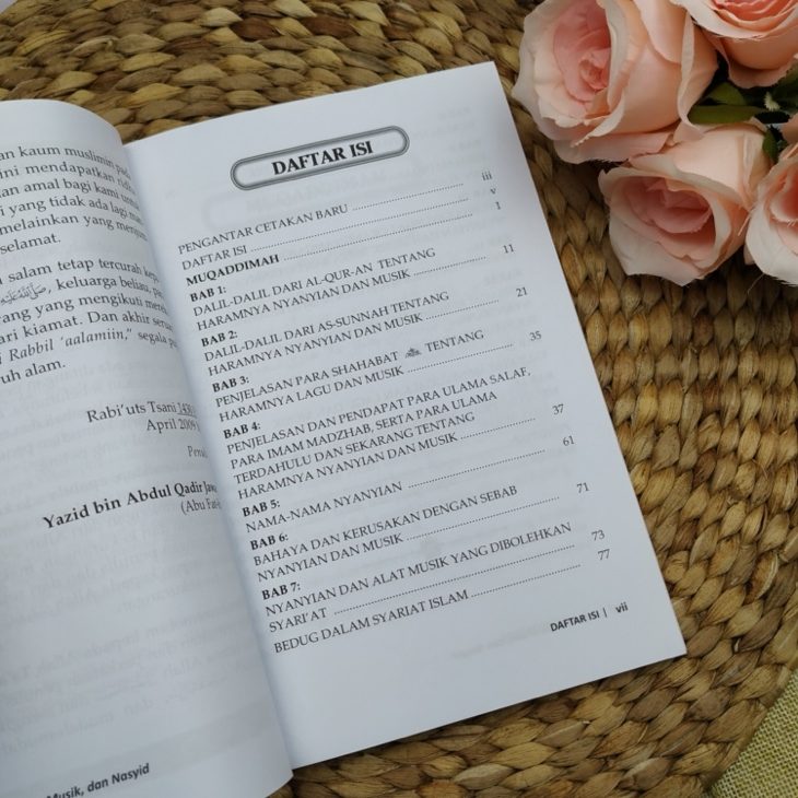 Buku Hukum Lagu, Musik, Dan Nasyid Menurut Syari’at Islam
