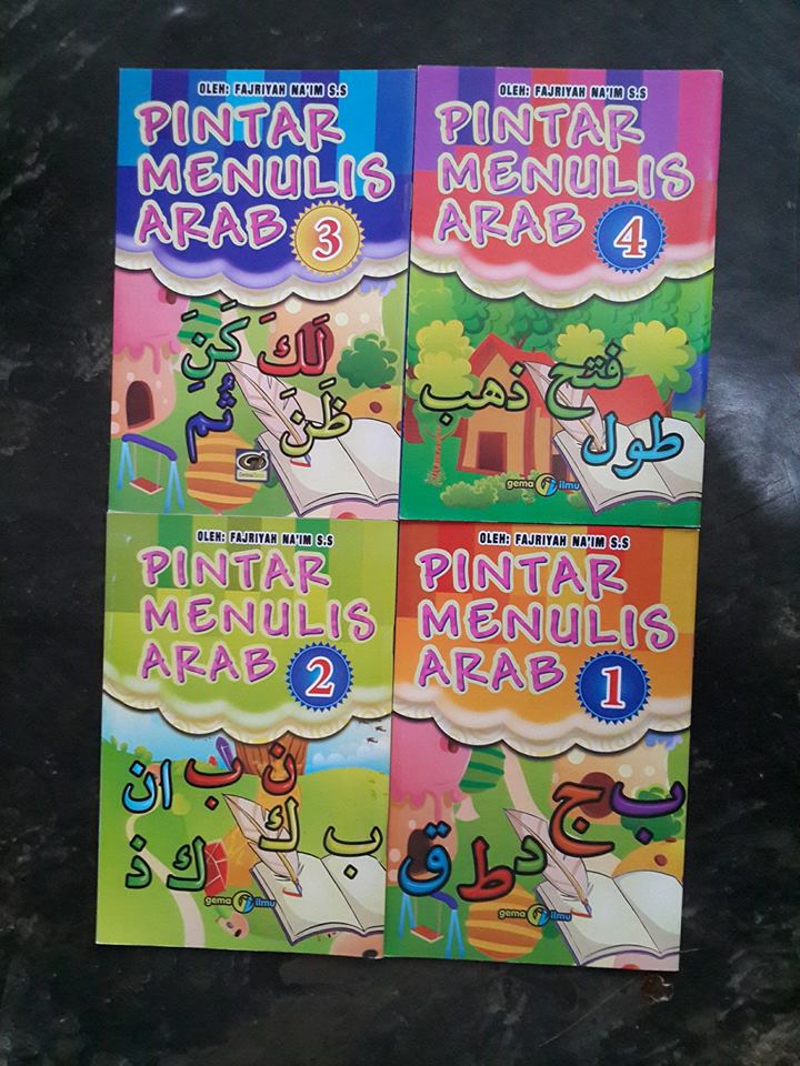 Buku Anak Pintar Menulis Arab Cover Set