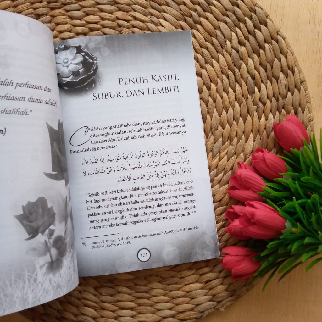 Buku Pilihlah Yang Shalihah