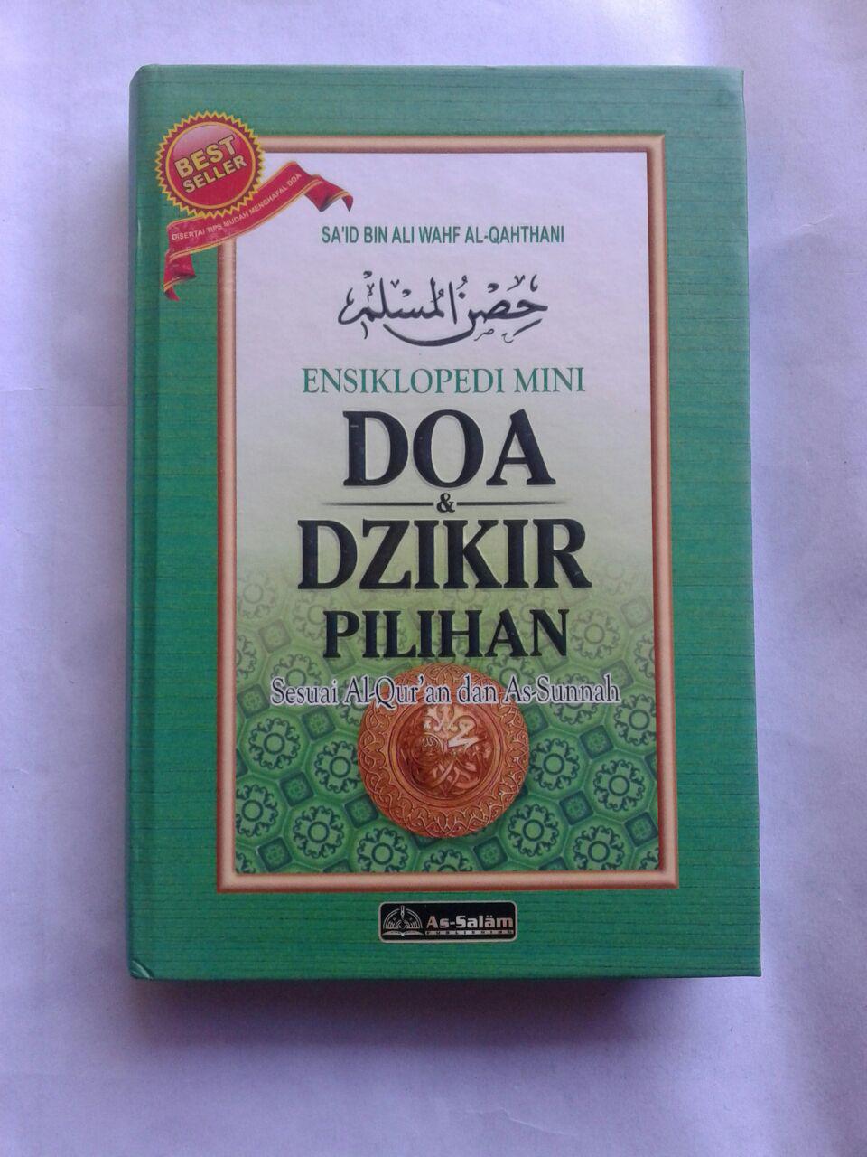 Buku Saku Hisnul Muslim Ensiklopedi Mini Doa & Dzikir Pilihan Cover