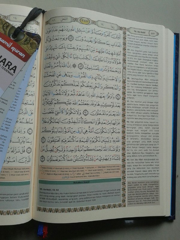 Al-Qur'an Terjemah Bukhara Syamil Tajwid Ukuran A5 isi 2