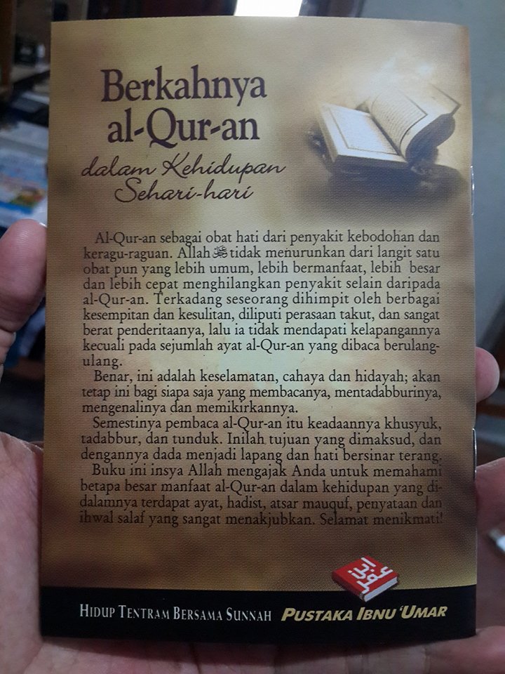 Buku Saku Berkahnya Al-Qur'an Dalam Kehidupan Cover 2