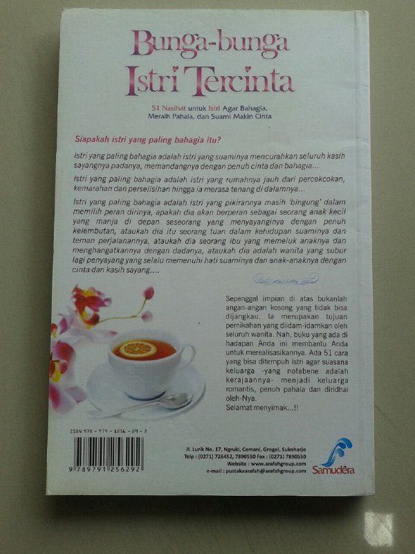 Buku Bunga-Bunga Istri Tercinta 51 Nasihat Untuk Istri Agar Bahagia cover 2