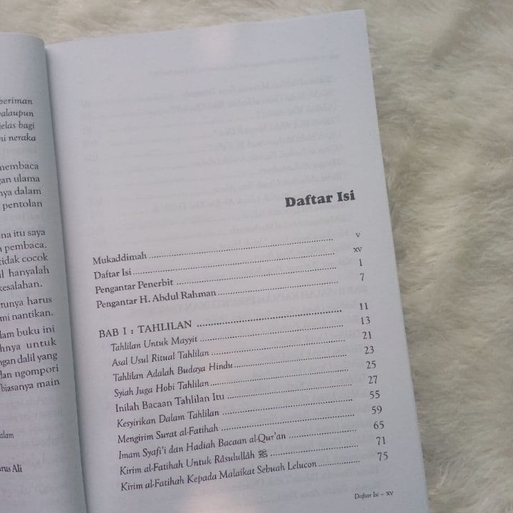 Buku Mantan Kiai Nu Menggugat Tahlilan, Istighosahan dan Ziarah Para Wali
