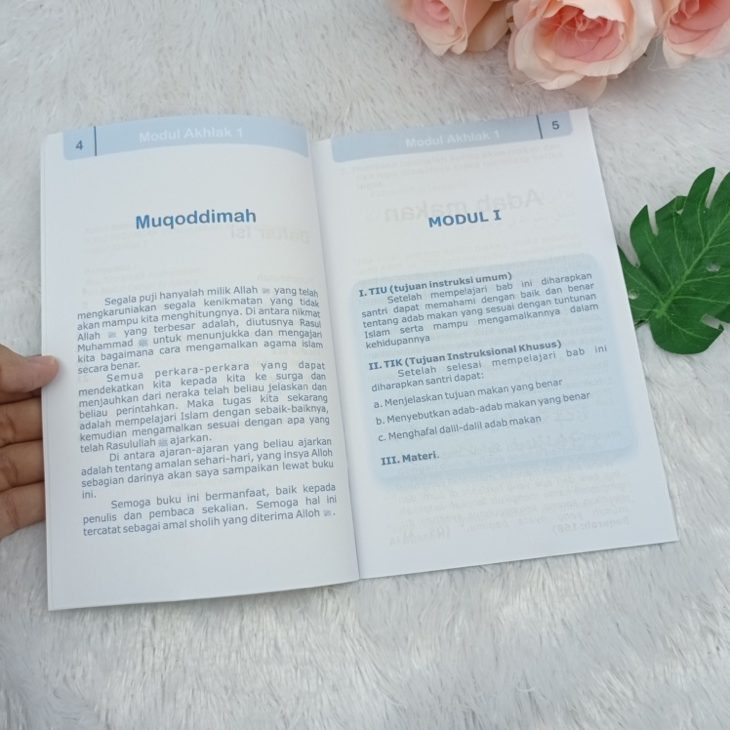 Buku Pegangan Pengajaran Anak Islam Modul Akhlak 1