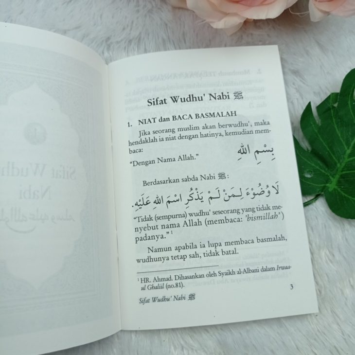Buku Saku Meneladani Shalat dan Wudhu Nabi