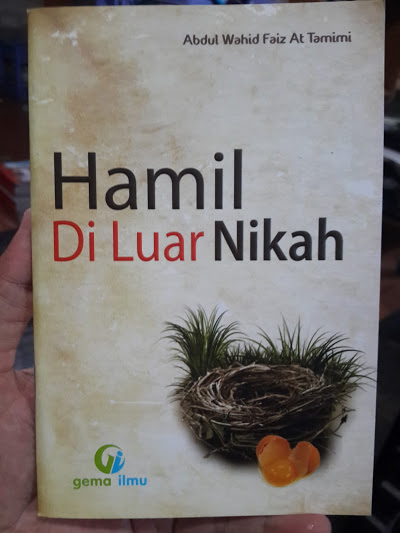 Buku Hamil di Luar Nikah Cover