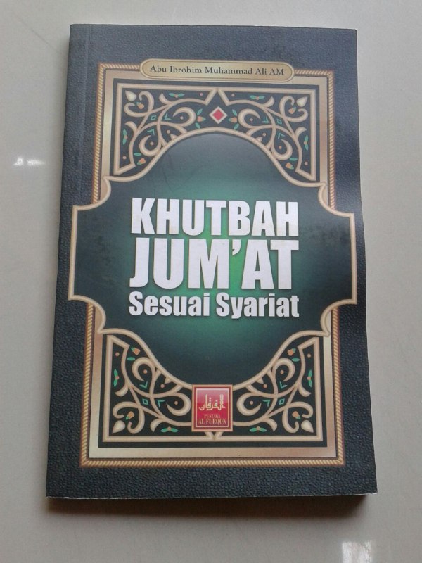Buku Khutbah Jumat Sesuai Syariat cover 2