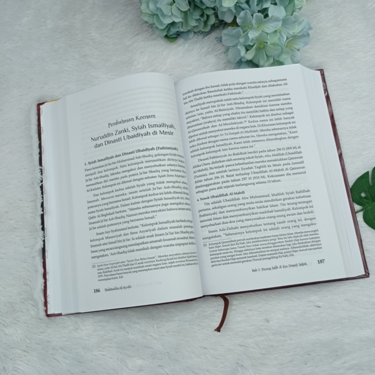 Buku Shalahuddin Al-Ayyubi Pahlawan Islam Pembebas Baitul Maqdis