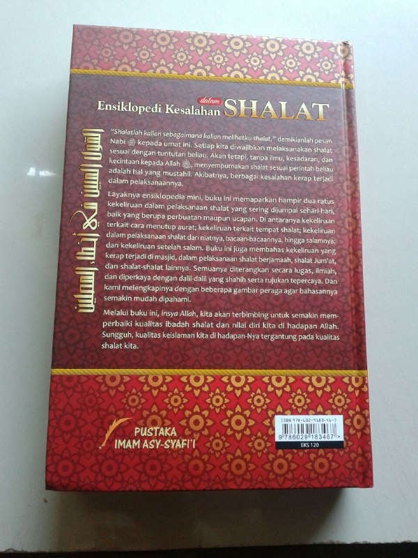 Buku Ensiklopedi Kesalahan Dalam Shalat Dilengkapi Foto Peraga cover