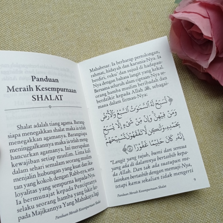 Buku Saku Panduan Adab-Adab Dalam Shalat