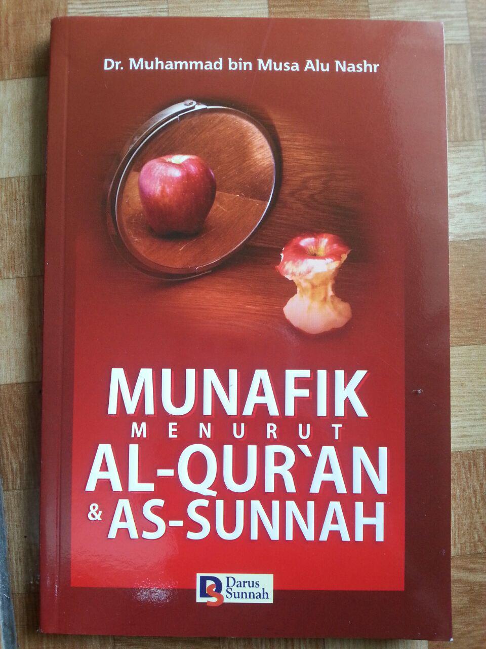 Buku Munafik Menurut Al-Quran dan As-Sunnah cover