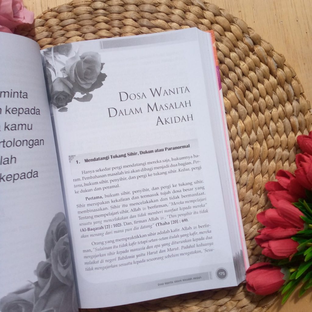 Buku 300 Dosa Yang Diremehkan Wanita Hard Cover