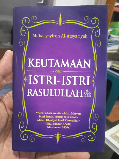 Buku Saku Keutamaan Istri-Istri Rasulullah Cover