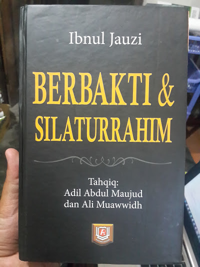 Buku Berbakti Dan Silaturrahim Cover