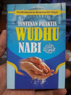 Buku Saku Tuntunan Praktis Wudhu Nabi Cover