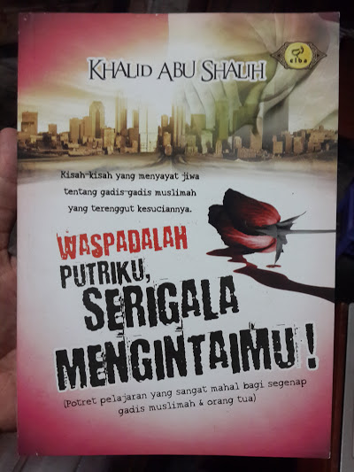 Buku Waspadalah Putriku Serigala Mengintaimu Cover