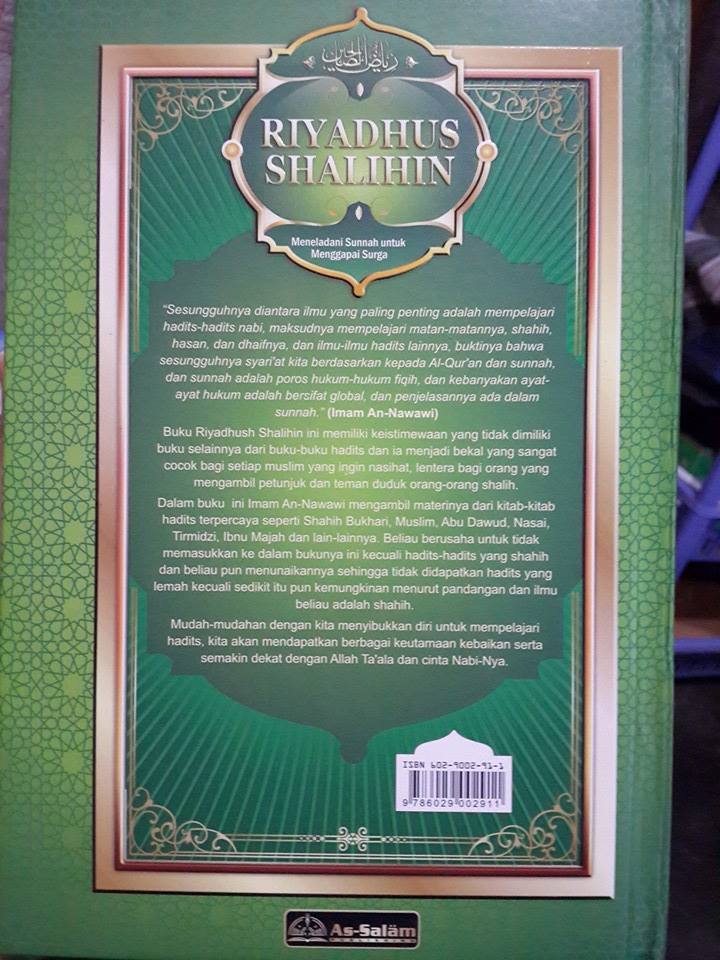 Buku Riyadhus Shalihin Meneladani Sunnah Menggapai Surga Cover 2