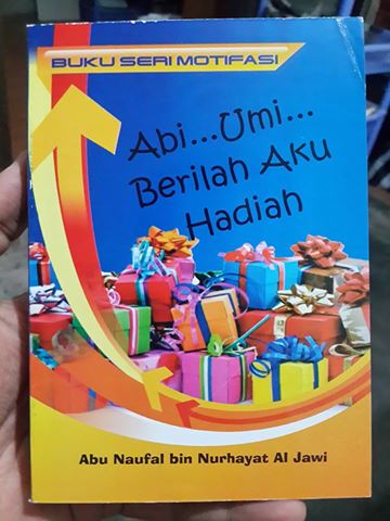 Buku Abi Umi Berilah Aku Hadiah cover