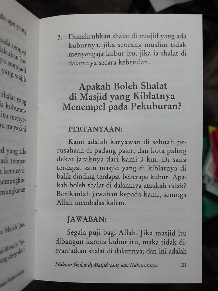 Buku Saku Hukum Shalat Di Masjid Yang Ada Kuburannya Isi 2