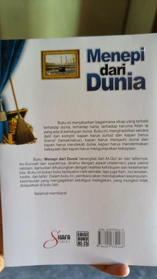 menepi dari dunia buku cover 2