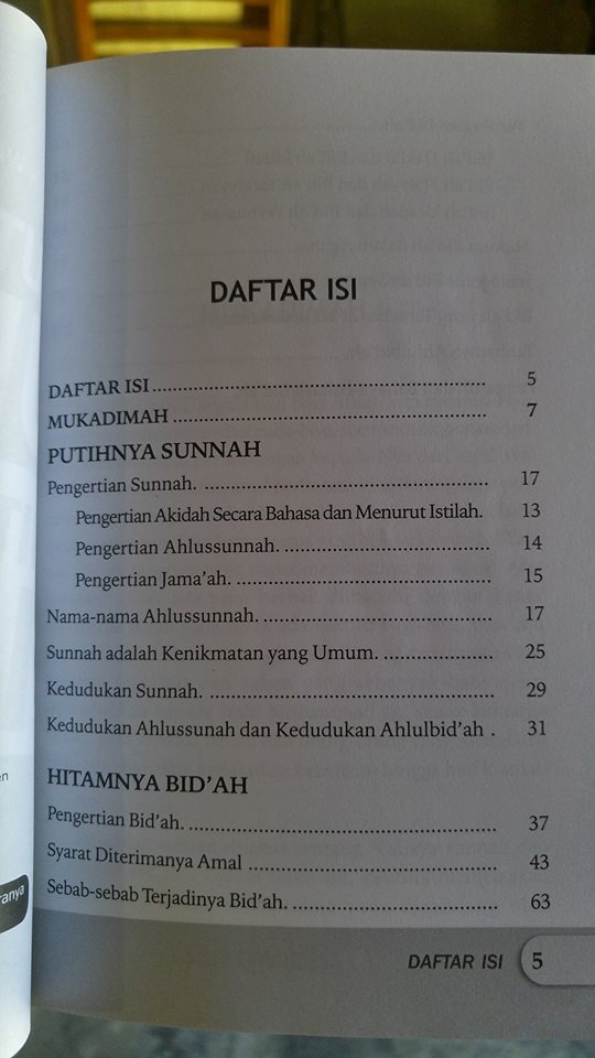 putihnya sunnah hitamnya bid'ah buku isi 2
