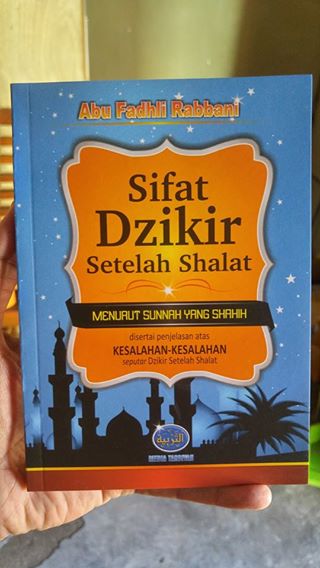 sifat dzikir setelah shalat yang Shahih buku cover