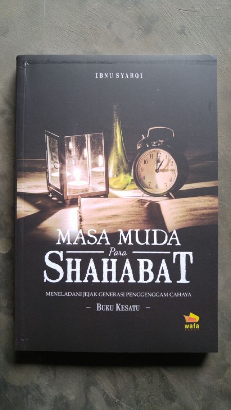 Buku Masa Muda Para Sahabat cover