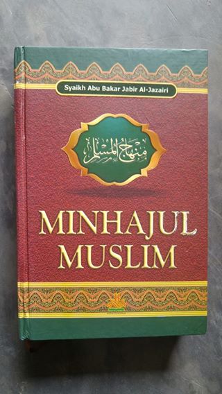 Buku Minhajul Muslim cover