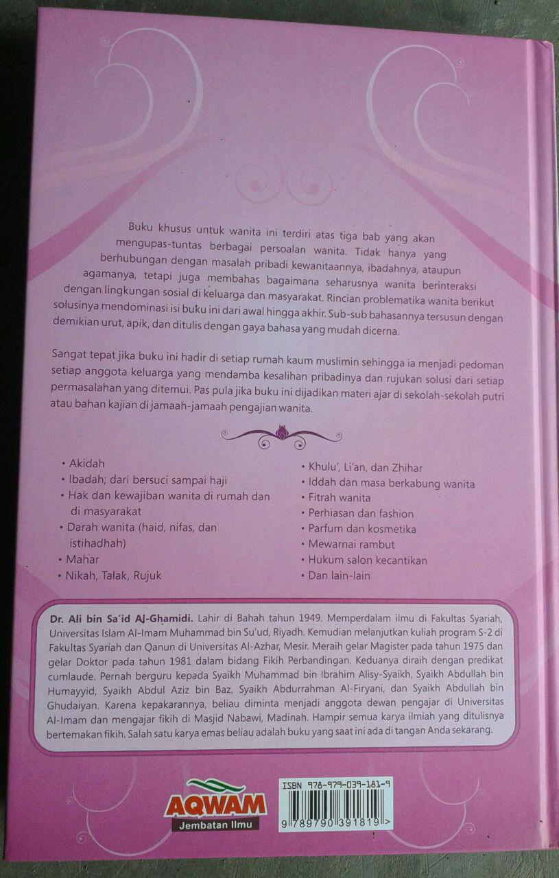 Buku Fikih Wanita Panduan Ibadah Wanita lengkap & Praktis cover