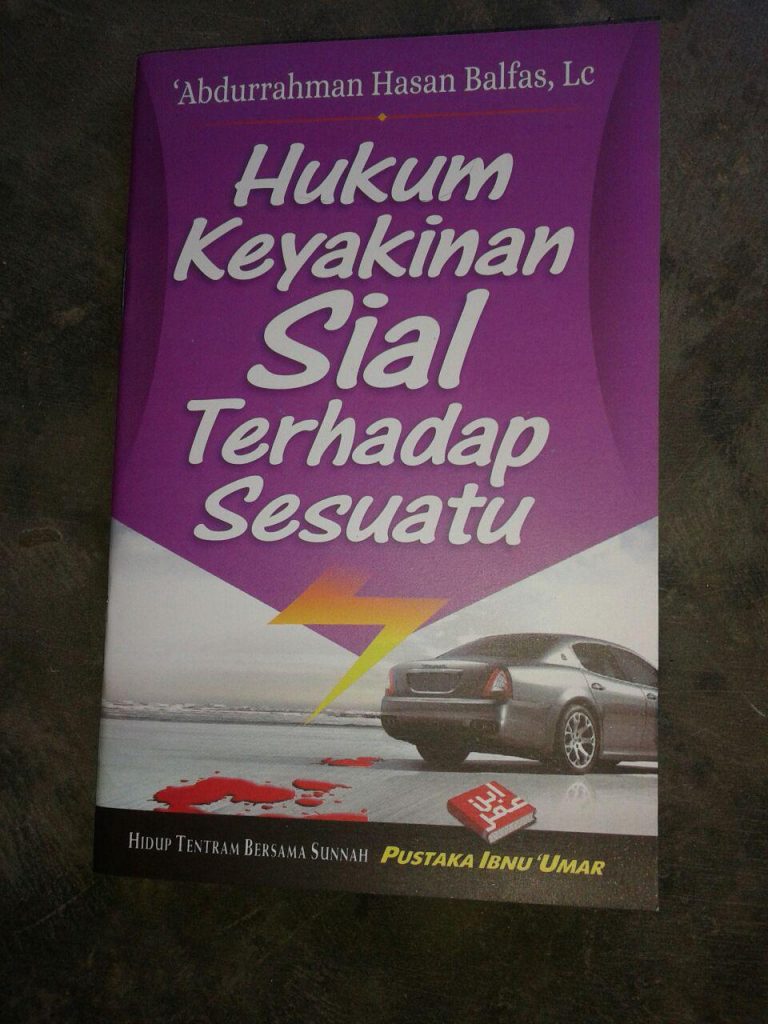 Buku Saku Hukum Keyakinan Sial Terhadap Sesuatu cover