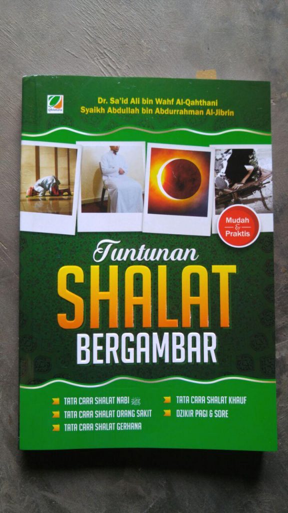 Buku Tuntunan Shalat Bergambar Tata Cara Shalat Gerhana cover