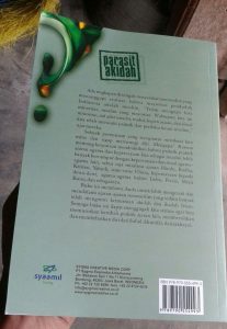 Buku Parasit Akidah Perkembangan Agama Kultur & Pengaruhnya cover