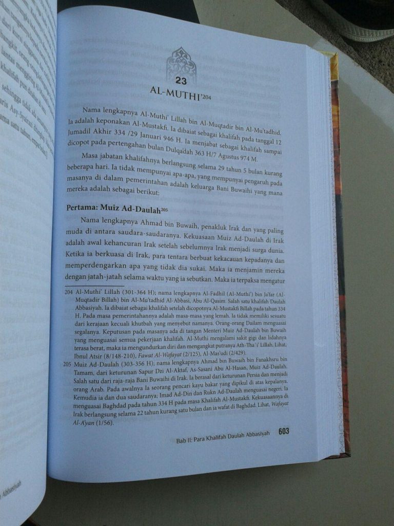 Buku Bangkit Dan Runtuhnya Daulah Abbasiyah isi 4