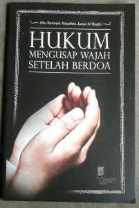 Buku Hukum Mengusap Wajah Setelah Berdoa cover 2