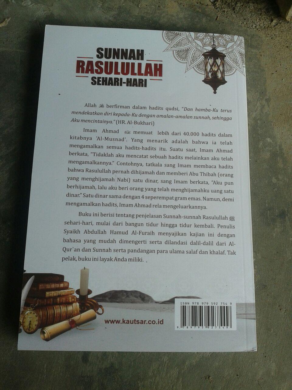 Buku Sunnah Rasulullah Sehari Hari cover