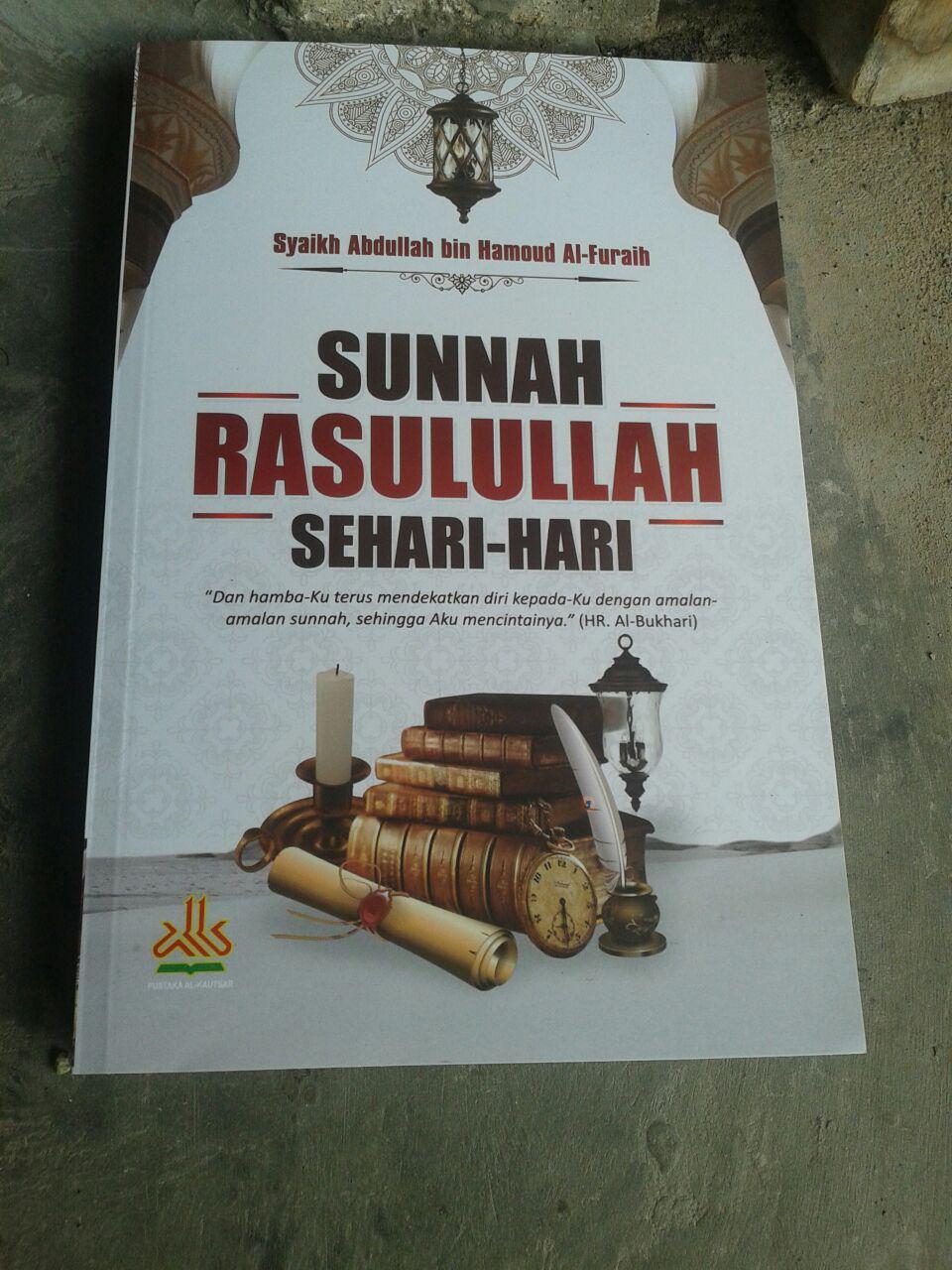Buku Sunnah Rasulullah Sehari Hari cover 2