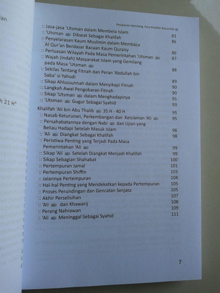 Buku Trilogi Al Khilafah Al Islamiyah isi 4 