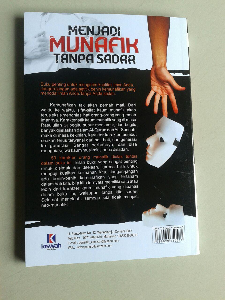 Buku Menjadi Munafik Tanpa Sadar Membedah 50 Karakter Munafik cover 2