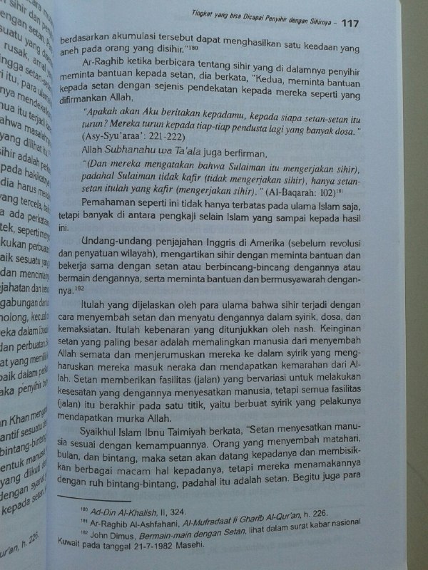 Buku Candu Mistik Menyingkap Rahasia Sihir & Perdukunan isi 2