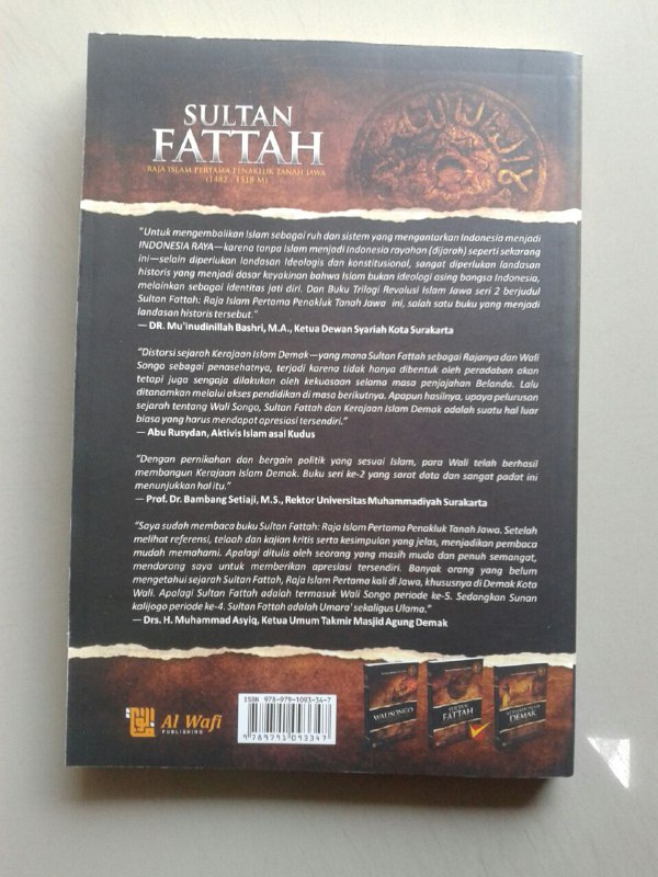 Buku Sultan Fattah Raja Islam Penakluk Tanah Jawa cover 2