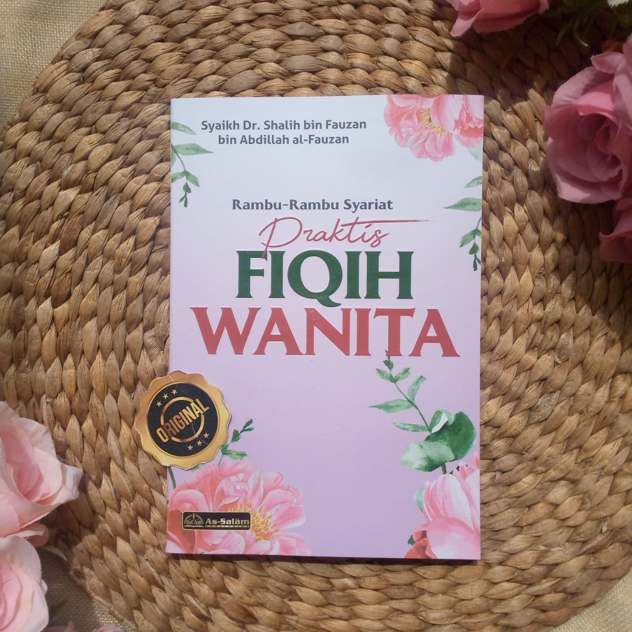 Buku Rambu-Rambu Syariat Praktis Fiqih Wanita