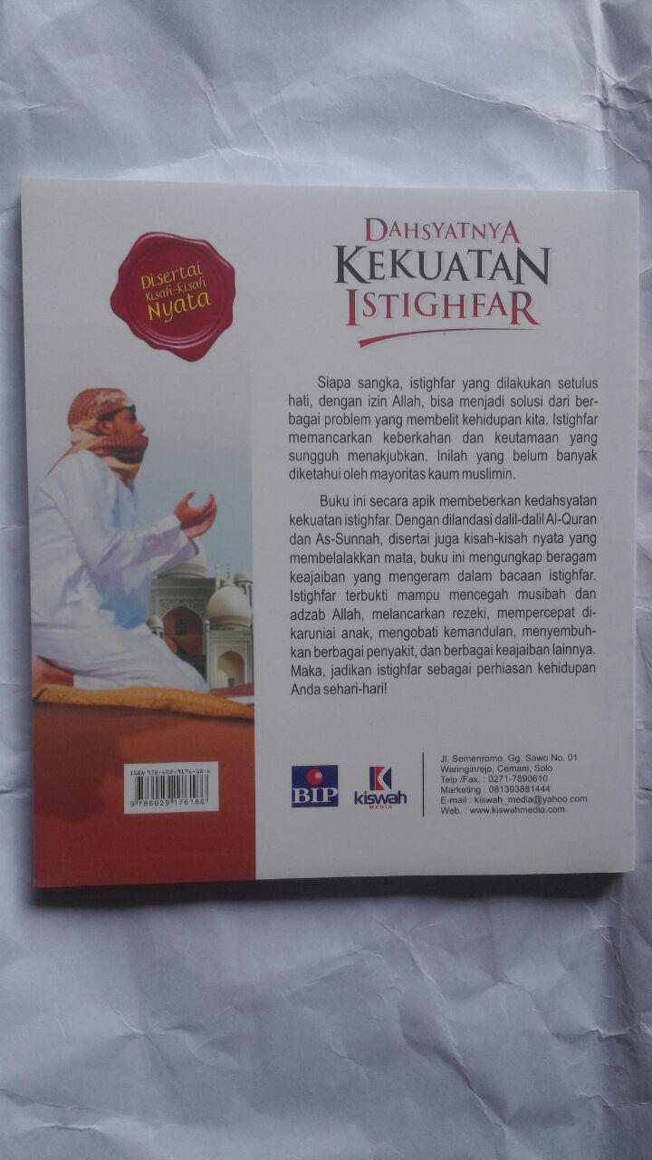 Buku Dahsyatnya Kekuatan Istighfar 22.000 15% 18.700 Kiswah Media Hasan bin Ahmad Hammam cover