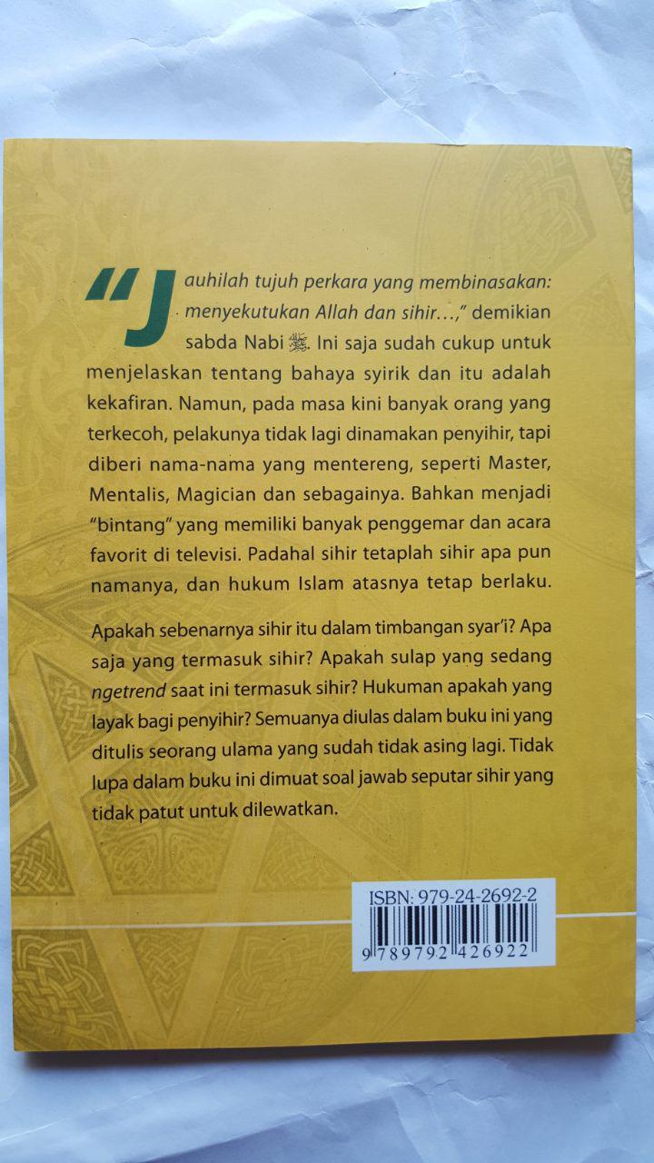 Buku Mengungkap Praktis Sihir Dan Sulap 16.000 15% 13.600 Pustaka At-Tazkia cover 2