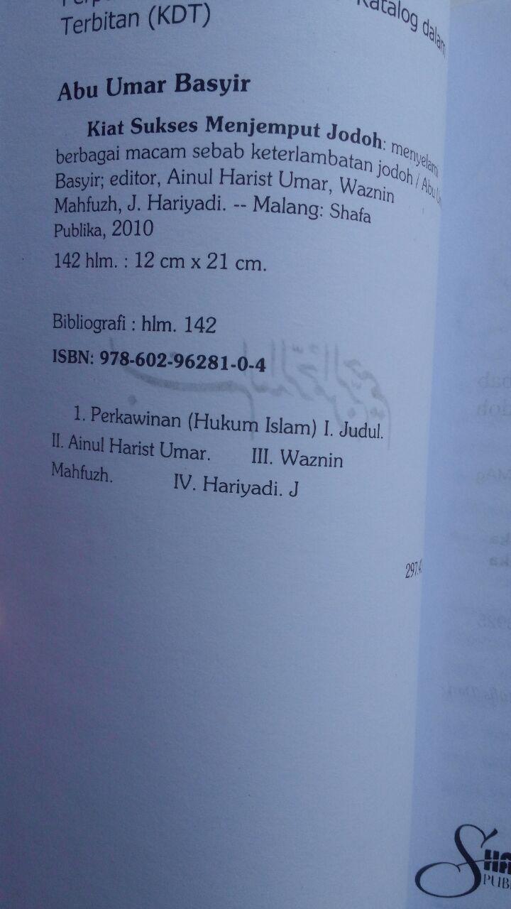 Buku Kiat Sukses Menjemput Jodoh 20.000 15% 17.000 Shafa Publika Abu Umar Basyier isi
