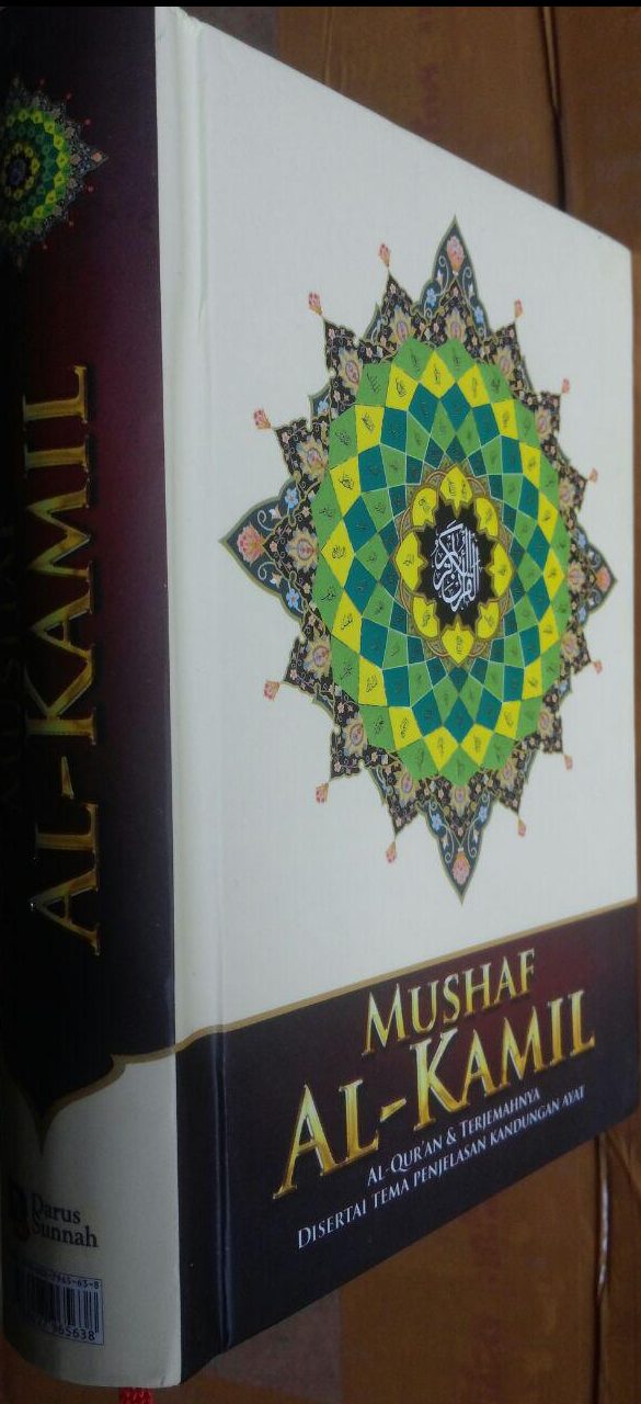 AQ157 Al-Qur'an Mushaf Al-Kamil Dan Terjemahnya A6 38.000 15% 32.300 Darus Sunnah cover 2