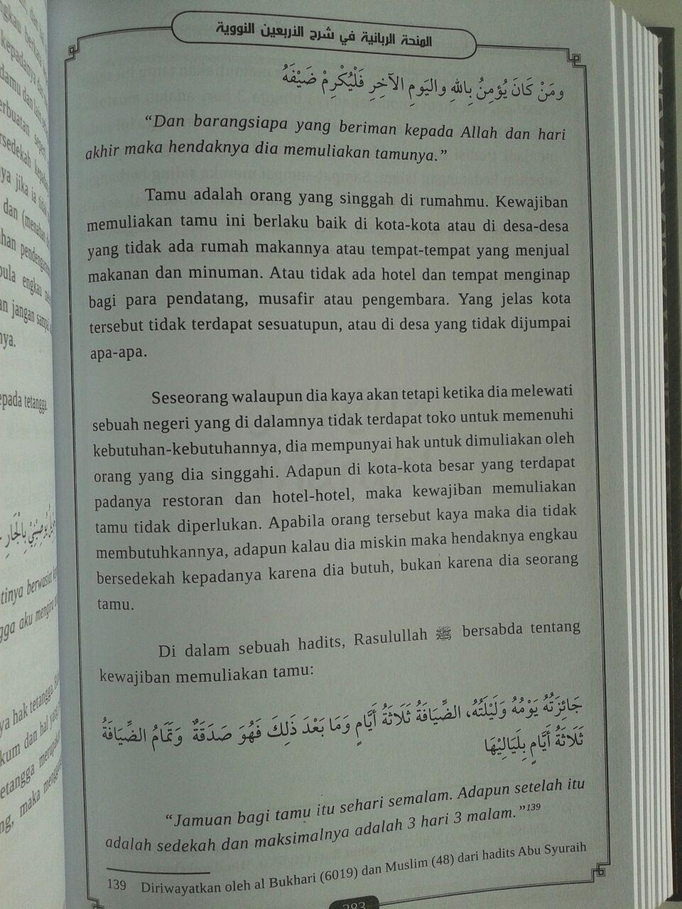 Buku Syarah Arbain An-Nawawiyah Mendulang Faedah Ilmiyah isi